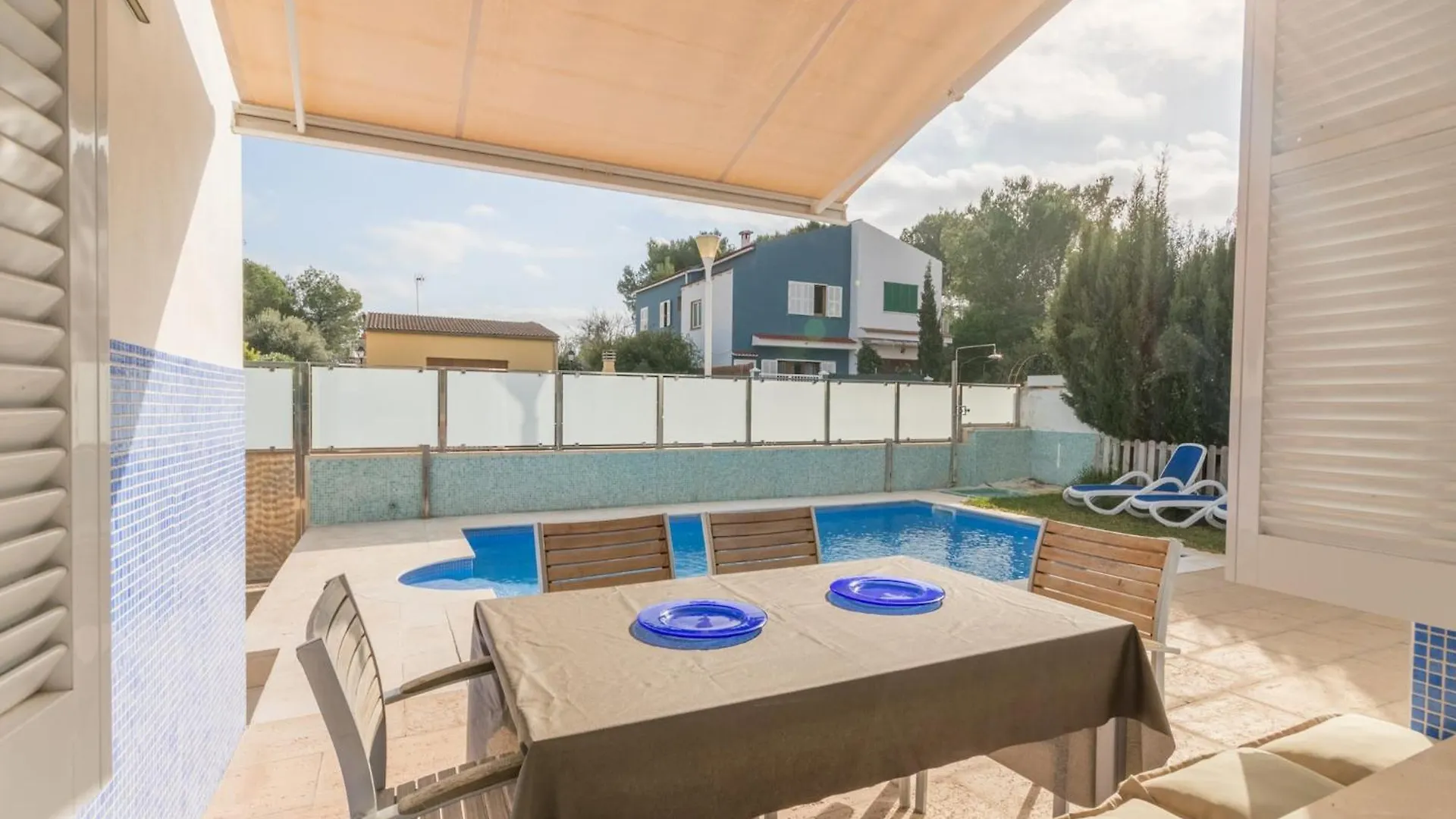 Coastal Holiday Home With Private Pool Son Serra de Marina Villa