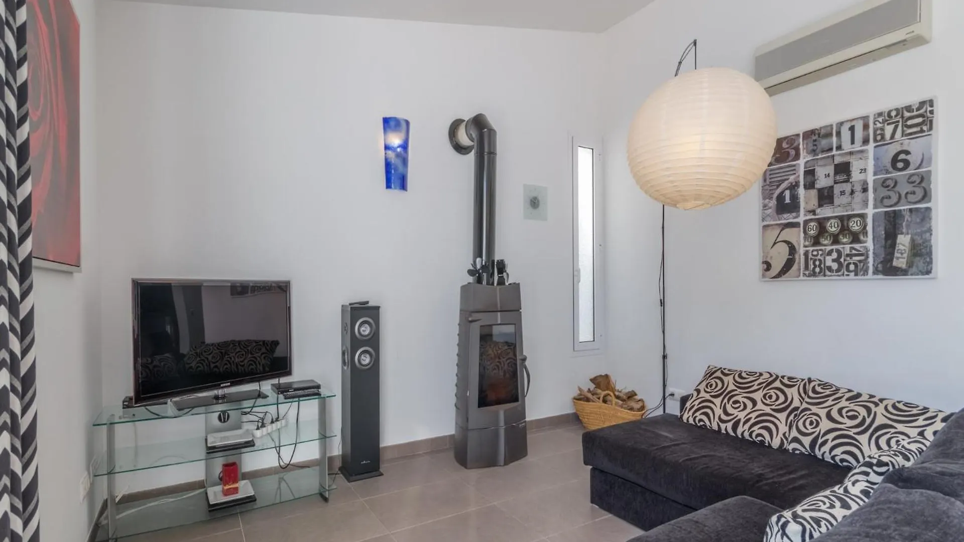 Villa Coastal Holiday Home With Private Pool Son Serra de Marina
