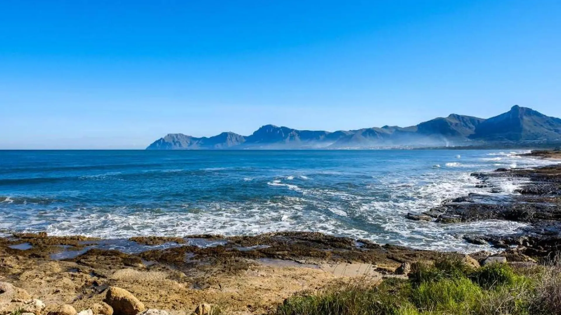Coastal Holiday Home With Private Pool Son Serra de Marina Willa